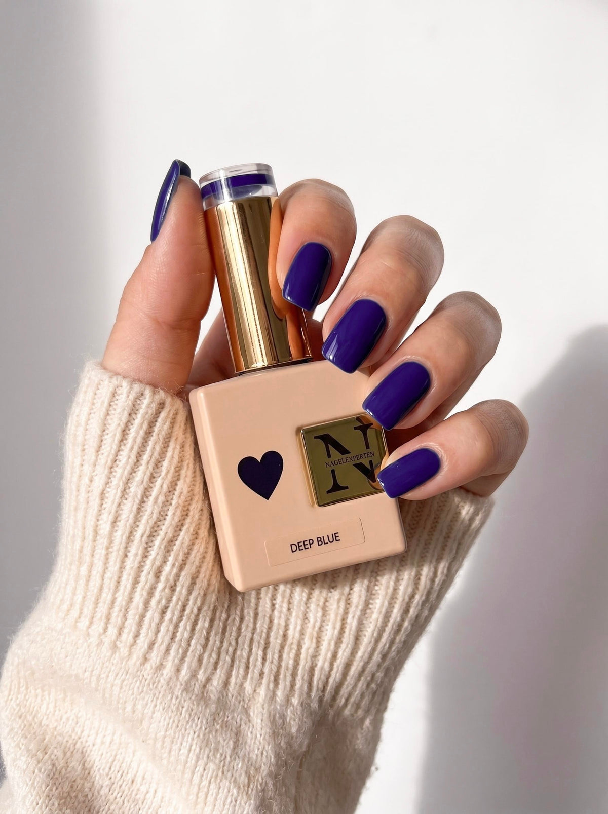 Gel polish • Deep blue 15ml