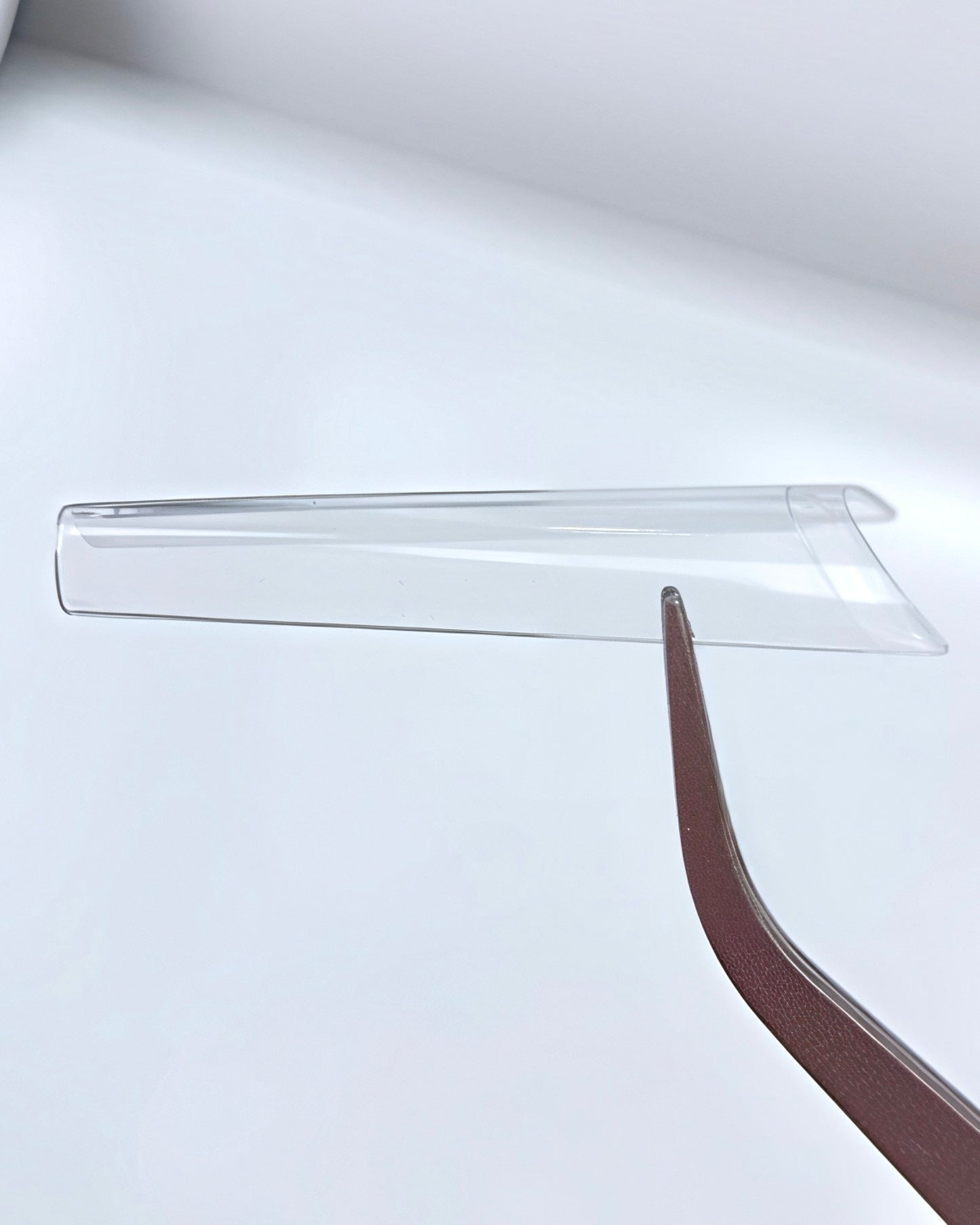 Nageltippar • Long coffin • Transparent
