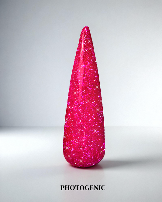 Rosa flashglitter gellack i färgen Photogenic för naglar
