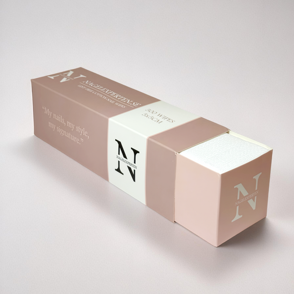 Vita nail wipes i utdragbar låda för naglar.